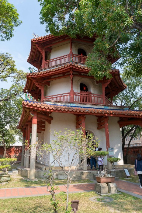tainan-city-tainan-taiwan-confucius-temple